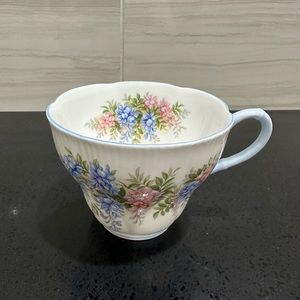 Royal Albert Blossom Time Series Wisteria Teacup  Blue Flower Pink England